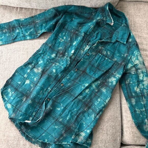 Tops - Hollister Flannel Womans Green Plaid